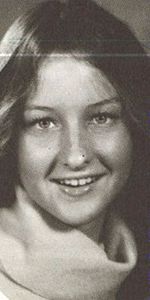 Senior portrait of Maureen Lavey from Tusitala 1979